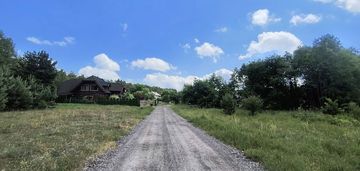 Uzbrojona działka w otoczeniu zieleni-chwaszczyno!