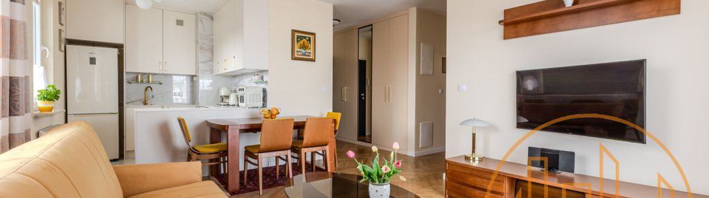 Przytulne i funkcjonalne na ostatnim piętrze !