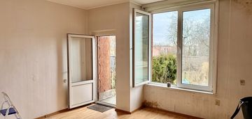 Dom na piaskowej górze