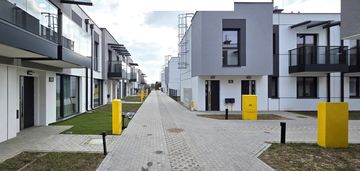 Mieszkania blisko centrum, zabudowa szeregowa