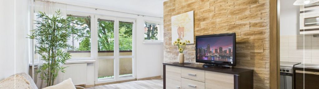 Kawalerka z balkonem blisko centrum!