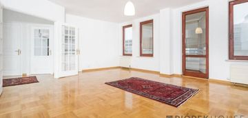 5-pokojowe mieszkanie na woli