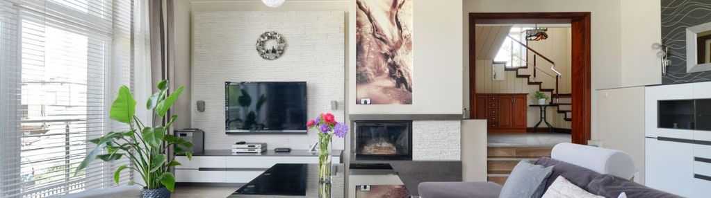 Dom wolnostojący z warsztatem w gdyni.