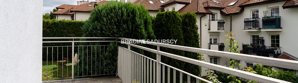 Kameralne 3 pokoje z dużym balkonem