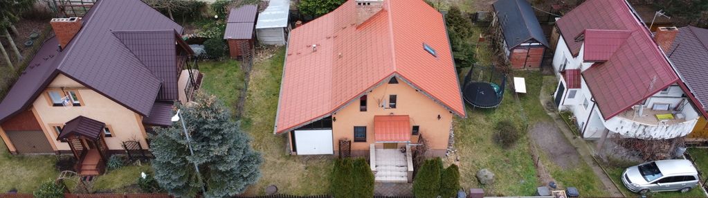 Dom blisko jeziora osłonińskiego, blisko lasu