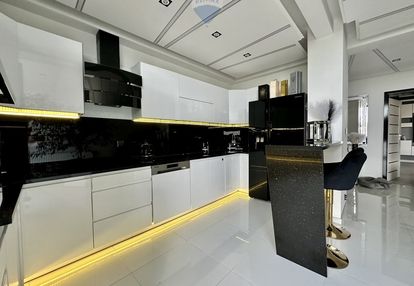 Duże mieszkanie z garażem i parkingiem