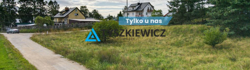 Pięknie położona działka blisko jeziora.