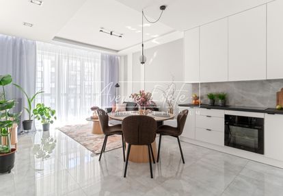 Wyjątkowe 3-pok.mieszkanie,/2 balkony/parking