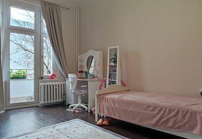 Klimatyczne 3 pokoje z balkonem i pięknym wykuszem