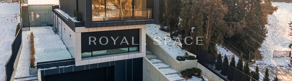 Luksusowy dom z basenem z widokiem na zieleń!