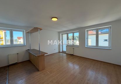 M-4 fordon, balkon,komórka