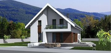 Działka pod lasem z rozpoczętą budową