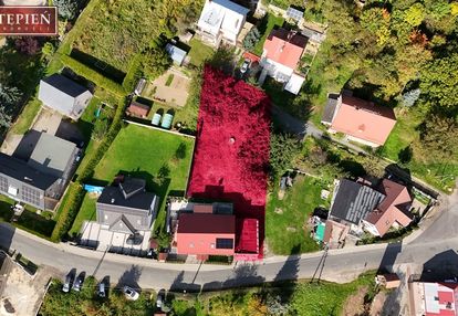 Działka zabudowana w jeleniej górze – zabobrze, ul