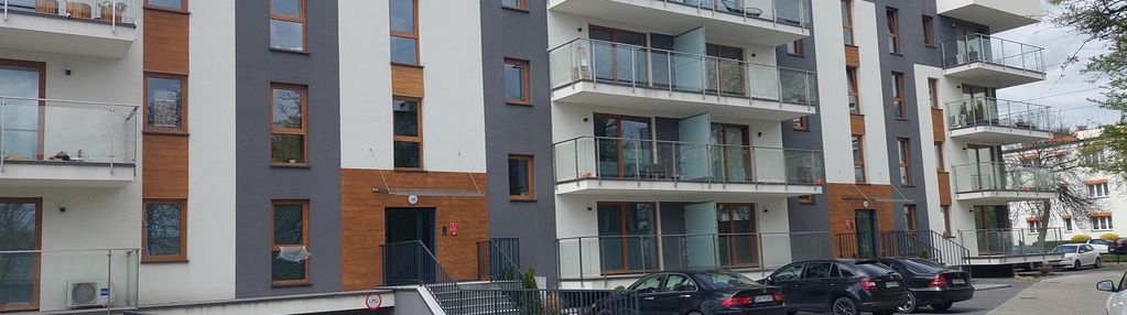 Przestronna kawalerka z miejscem garażowym !