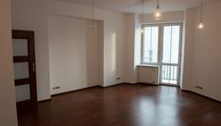 Biuro w kamienicy, centrum