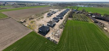 Krzywiń - idealny - parterowy wolnostojący dom