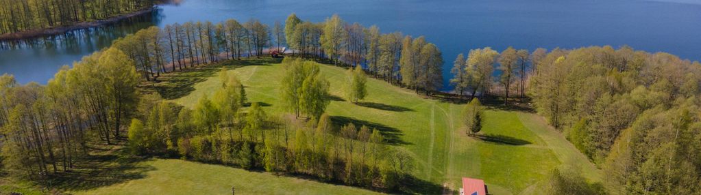 Piękna działka z linią brzegową, woda, prąd