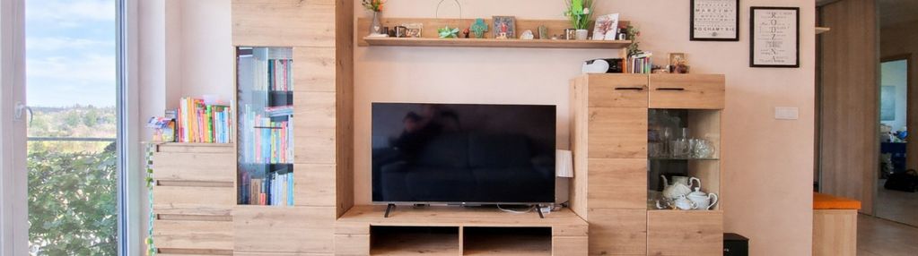 3 pokoje | balkon z widokiem na rzekę | klecina