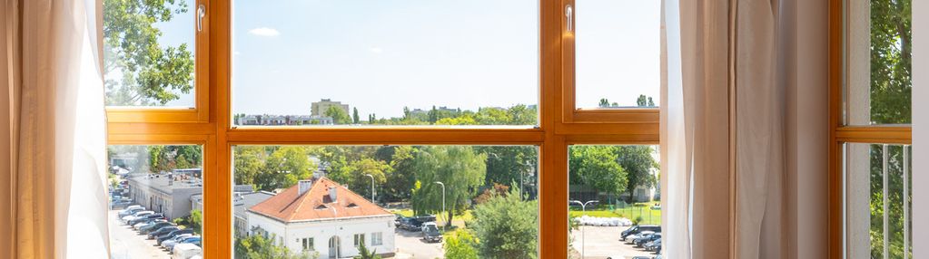 Przestronne, jasne, z balkonem, na sadybie!