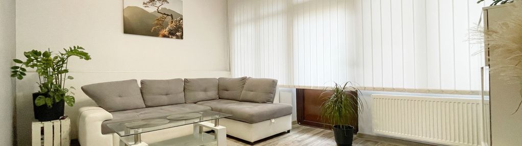 2 pokoje po remoncie, na parterze os.pobitno