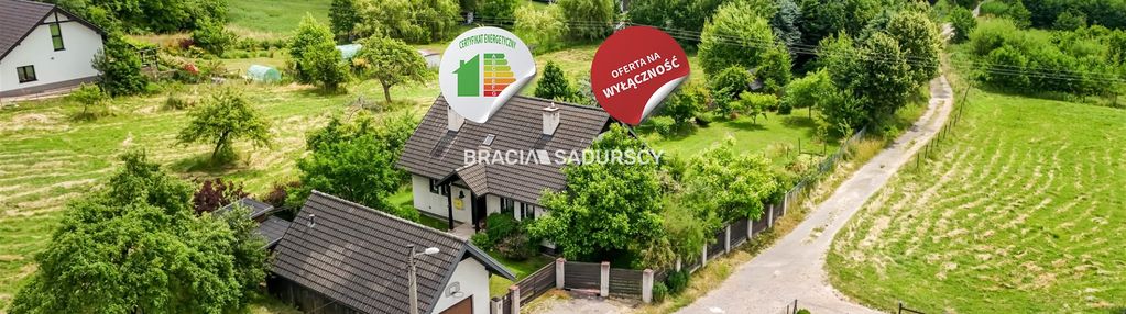 Dom, 17 arów zieleni, staw, taras, garaż – rożnowa