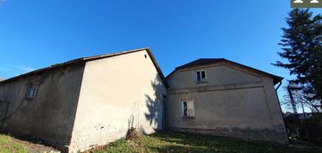 Dom do remontu (rozbiórki), działka budowlana, duży budynek gospodarczy