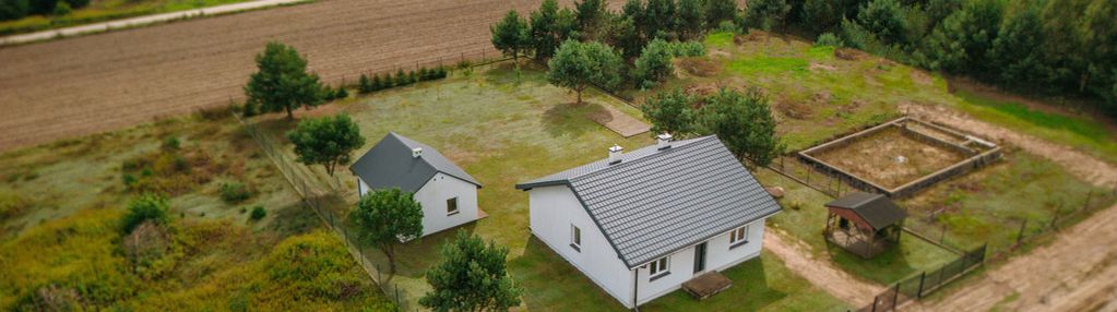 Dom wolnostojący z garażem na działce 1500m2
