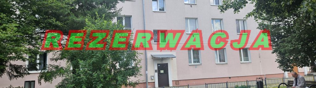 Dwupokojowe mieszkanie w bloku.