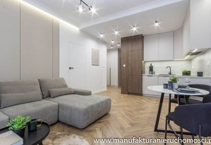 * centrum* 2 pokoje* wysoki standard*ogródek*