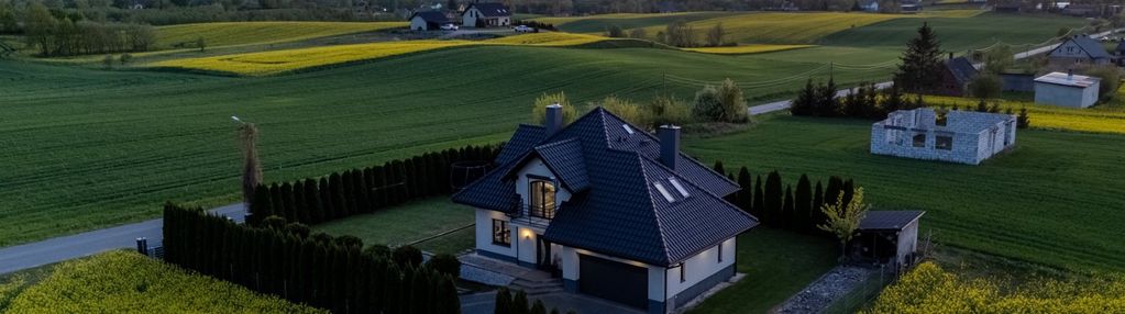 Nowoczesny dom na wsi - pełna prywatność i cisza