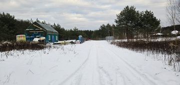 Pod lasem, pod dom/bliźniak, 1 km stacja pkp