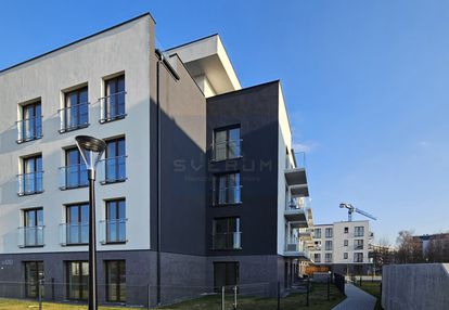 Przestronne mieszkanie z antresolą/parkitka