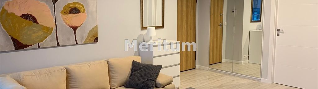 Apartamentowiec 3 pokoje,umeblowane taras, winda,