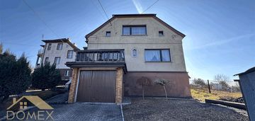 Duży dom-zielona i spokojna okolica