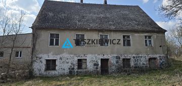 Dom z dużym potencjałem/220 m²/działka 1500 m2