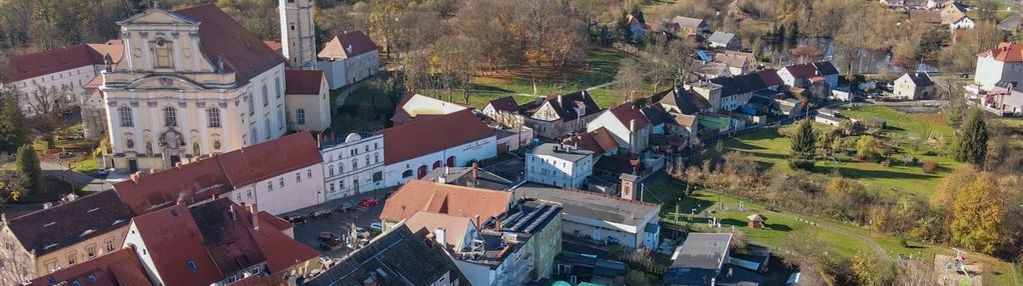 Mieszkanie w rynku z tarasem i ogrodem.