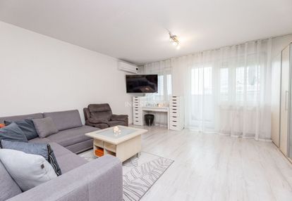 Od zaraz/centrum/metro/36m2/loggia5m2/klimatyzacja