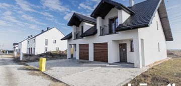 Nowy|117m|garaż|ogród270m|sypialnie_z_balkonami