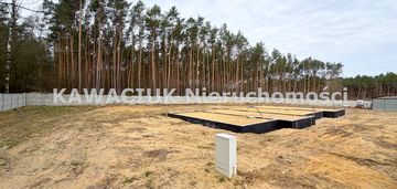 Działka budowlana przy lesie