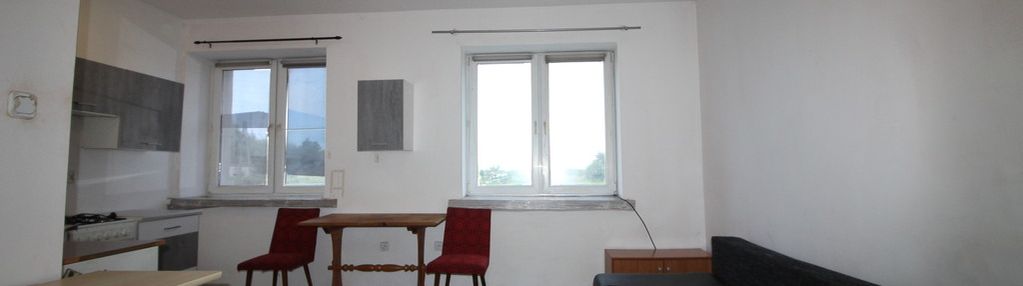 Bezczynszowa kawalerka na parterze