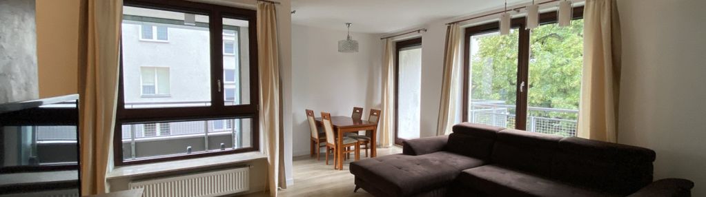 Garderoba, miejsce postojowe w cenie, 2 balkony