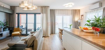 Apartament w centrum z widokiem na rzekę i tarasem