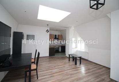 Kawalerka kamienica ul. zamenhofa umeblowana