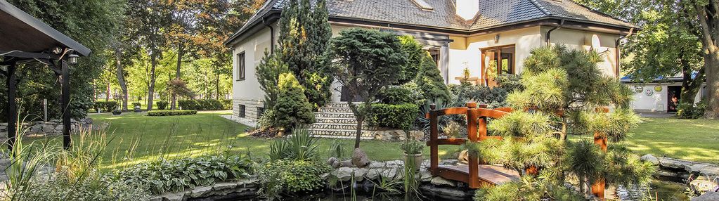 Dom jednorodzinny z budynkiem biurowo-magazynowym