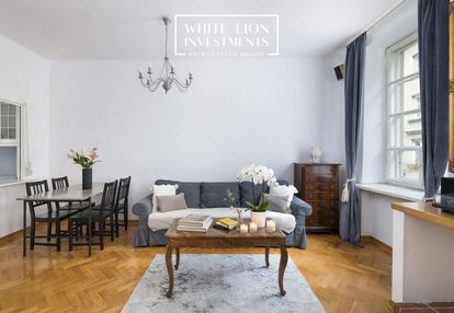 Eleganckie mieszkanie, kamienica – stare miasto