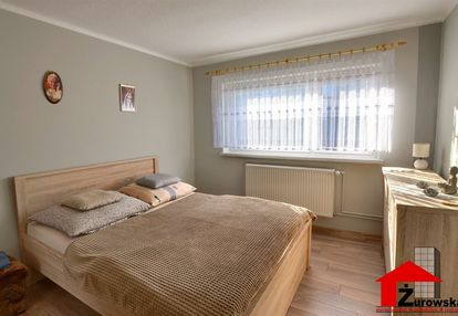 Siedlec- mieszkanie z garażem i dużą działką.