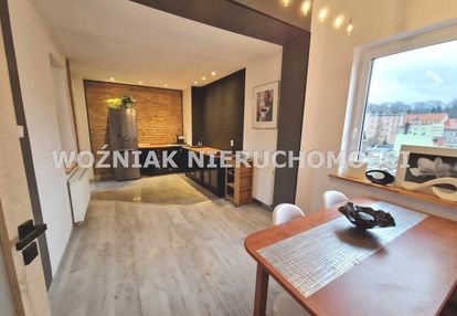 Klimatyczne 3 p. mieszkanie z balkonem w centrum