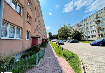 Do sprzedania mieszkanie 3 pokojowe, iii piętro.