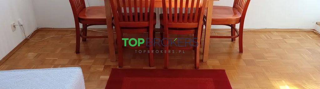 Przestronny pokój z osobną kuchnią, metro