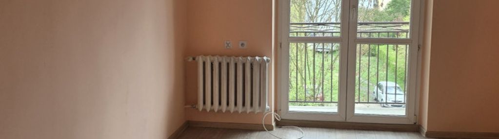 Blisko szkoła oraz sklepy balkon
